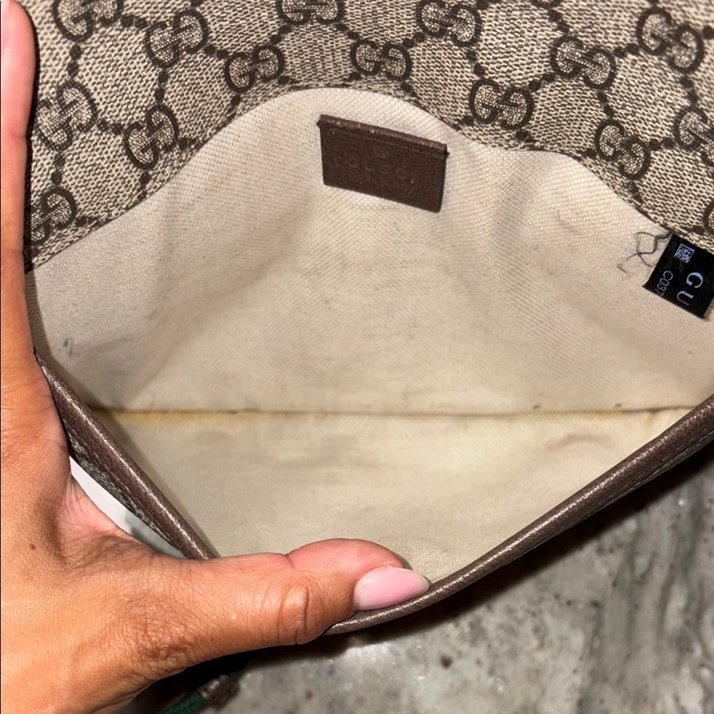 GG Supreme Belt Bag Small - Picture 5 of 5